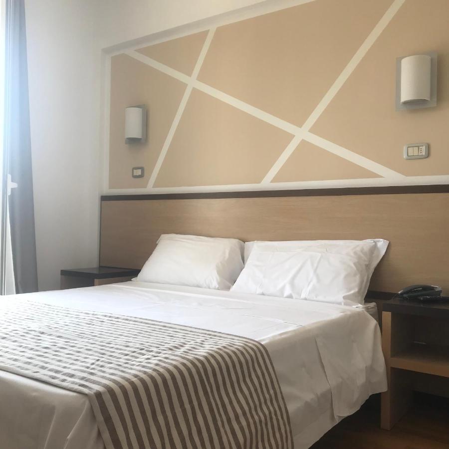 Hotel Royal San Benedetto del Tronto Exterior foto