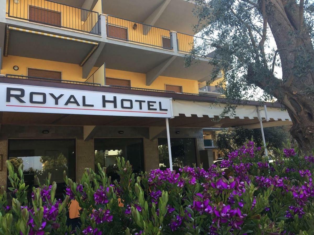 Hotel Royal San Benedetto del Tronto Exterior foto