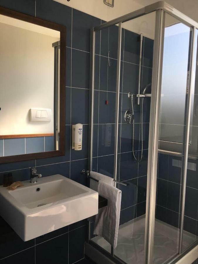 Hotel Royal San Benedetto del Tronto Exterior foto