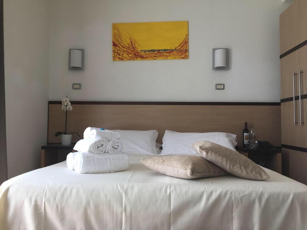 Hotel Royal San Benedetto del Tronto Exterior foto